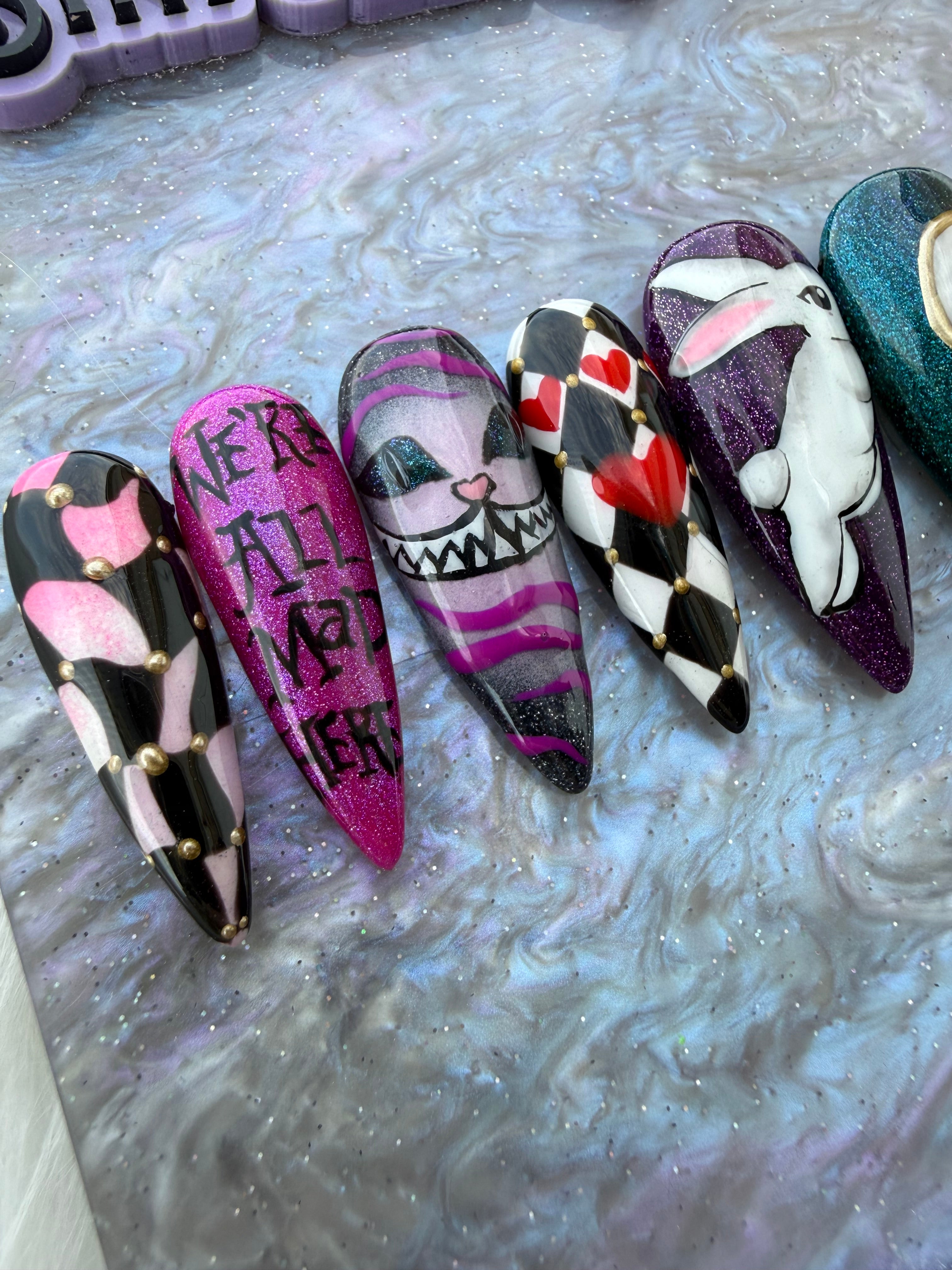 Down The Wonder Land Press On Nails *PLEASE READ FULL DESCRIPTION*