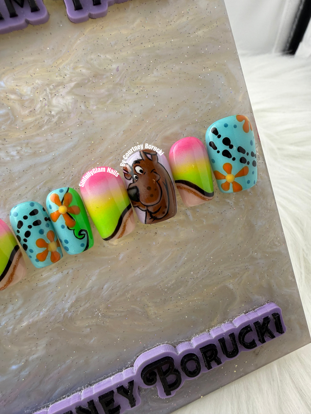 Groovy Scooby Press On Nails *PLEASE READ DESCRIPTION*